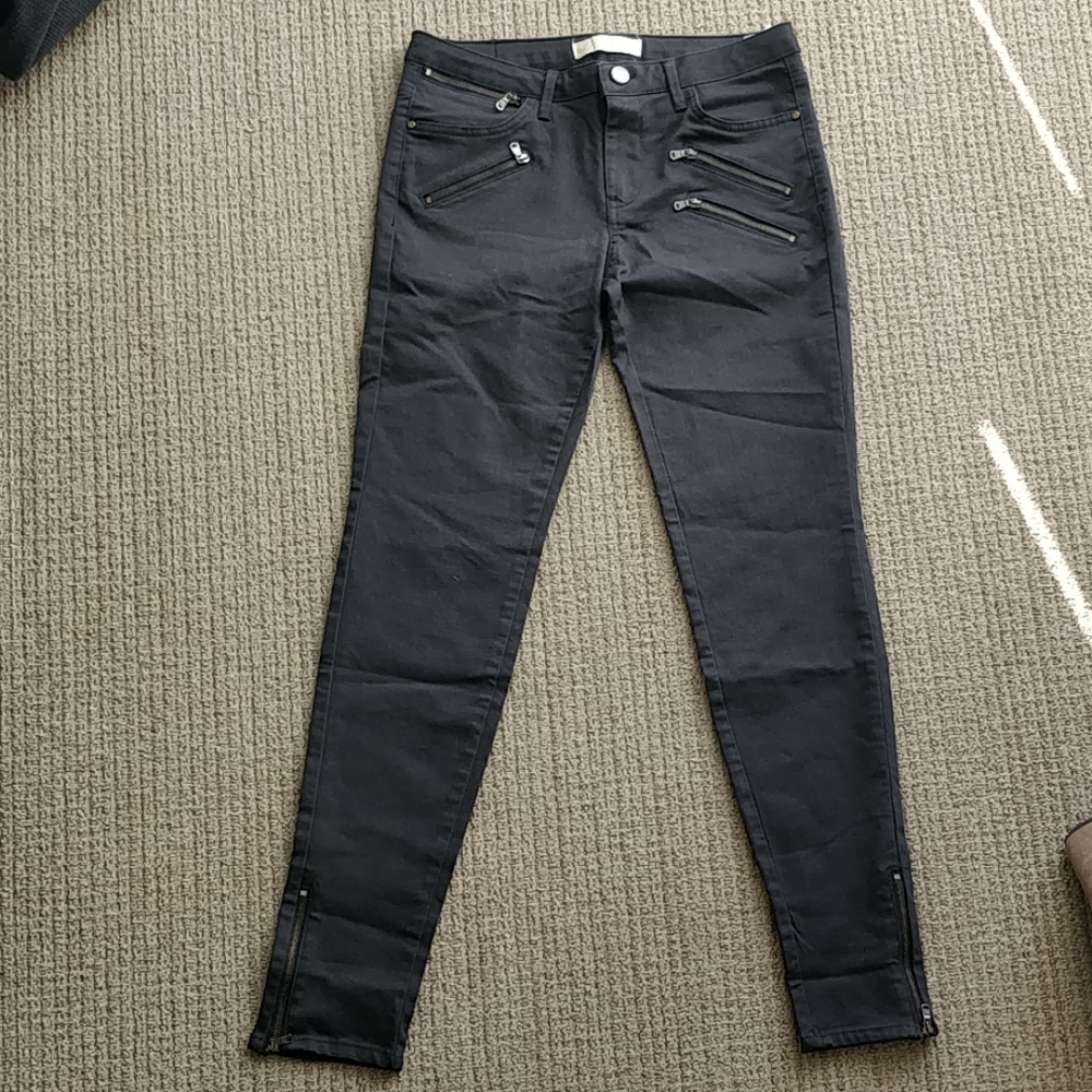 Zara jeans size 6